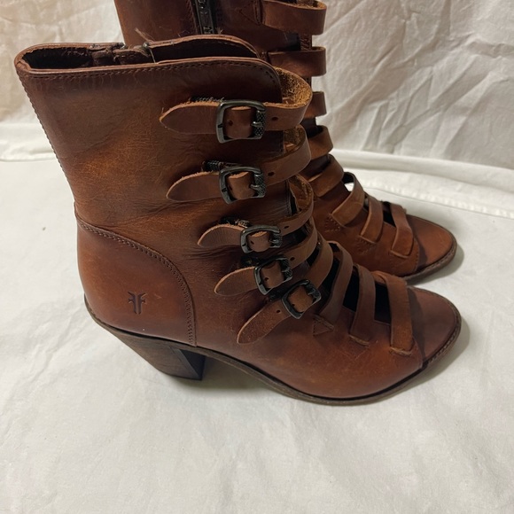 Heels Frye - Picture 10 of 13